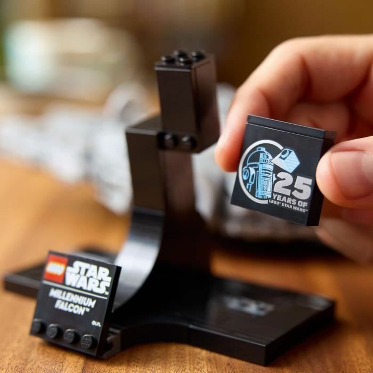 Kocke Lego Millenium Falcon Stars Wars Pisana